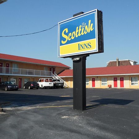 Scottish Inn Near The Falls And Casino Niagarawatervallen Buitenkant foto